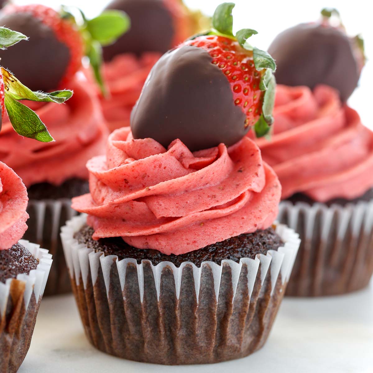 Chocolate Covered Strawberry Cupcakes Live Well Bake Often
