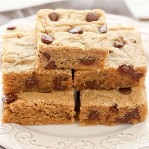 Peanut Butter Chocolate Chip Bars