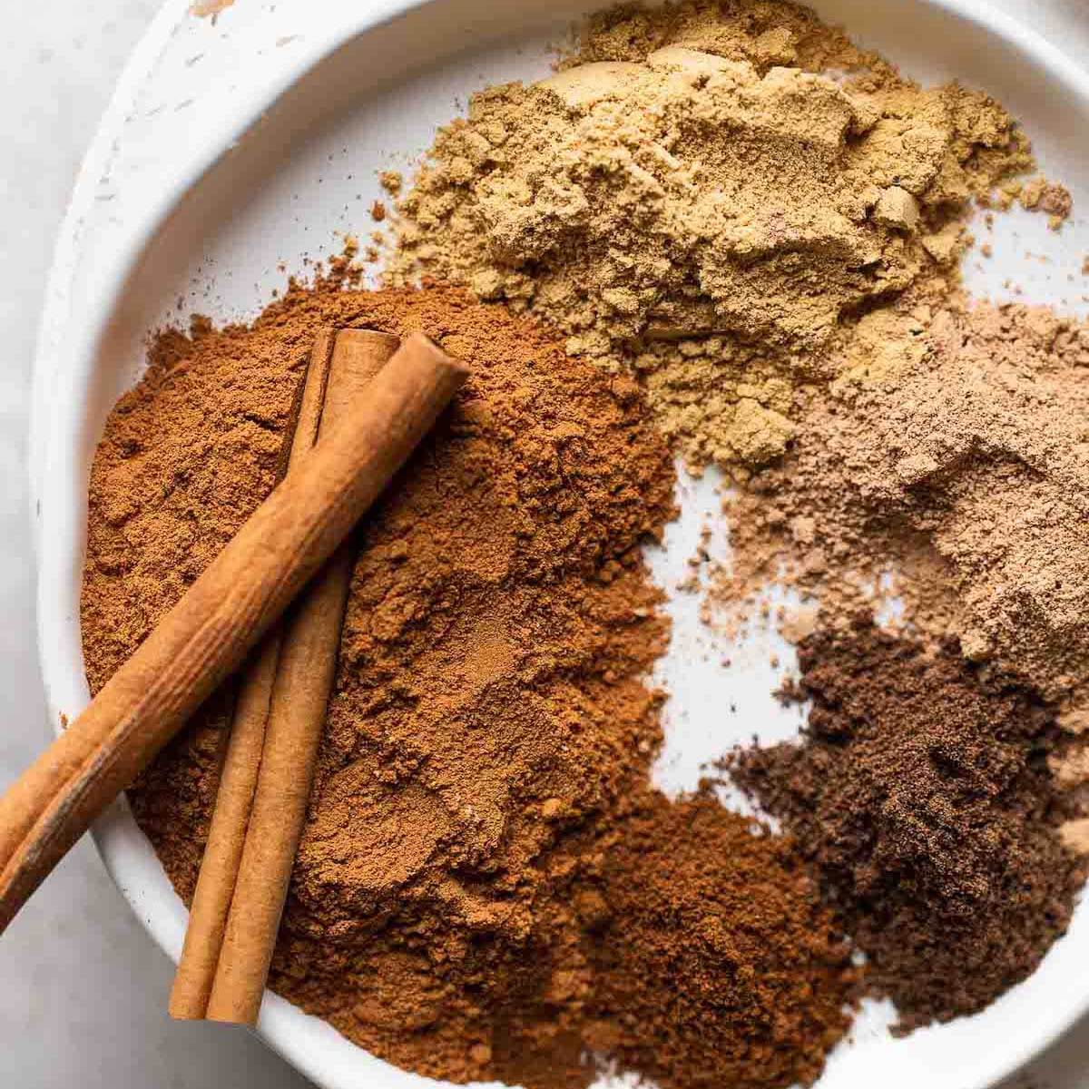 Universitet terrasse lotteri Homemade Pumpkin Pie Spice Recipe - Live Well Bake Often