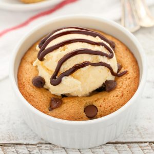 Deep Dish Single Serve Chocolate Chip Cookie