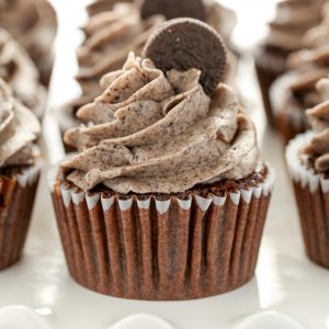Chocolate Oreo Cupcakes