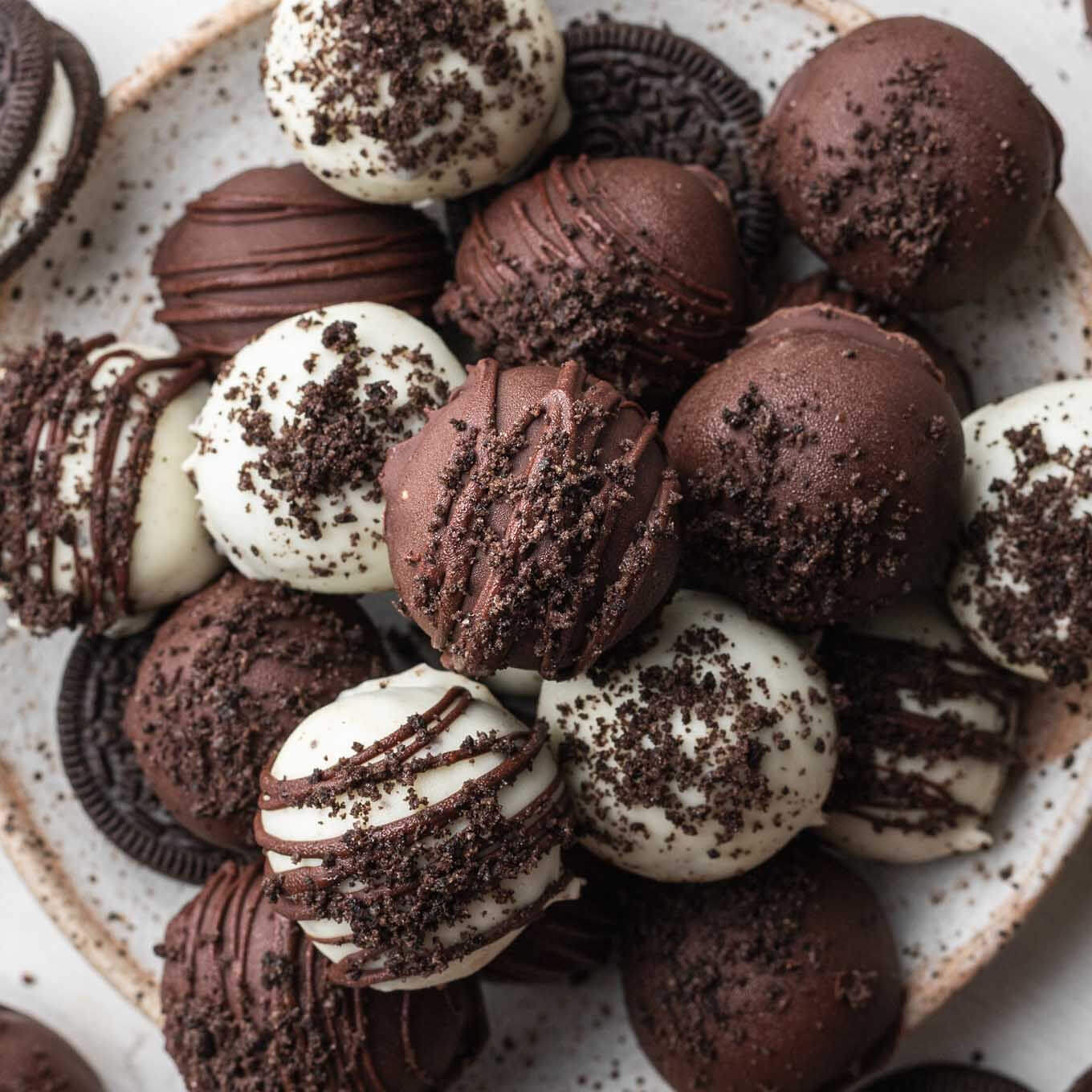 Oreo Cheesecake Balls