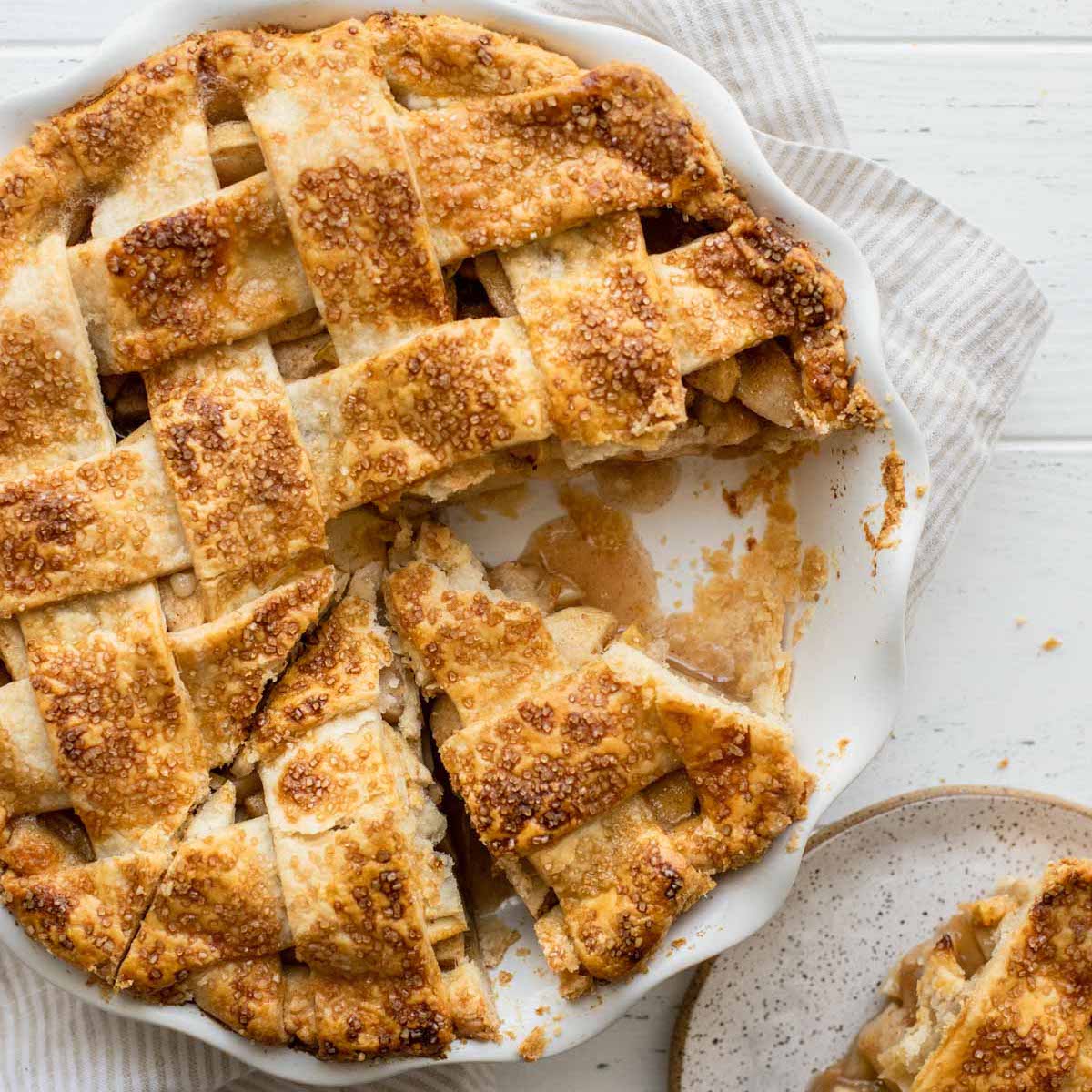 Easy Apple Pie Recipe  Classic Apple Dessert Recipe For Thanksgiving!