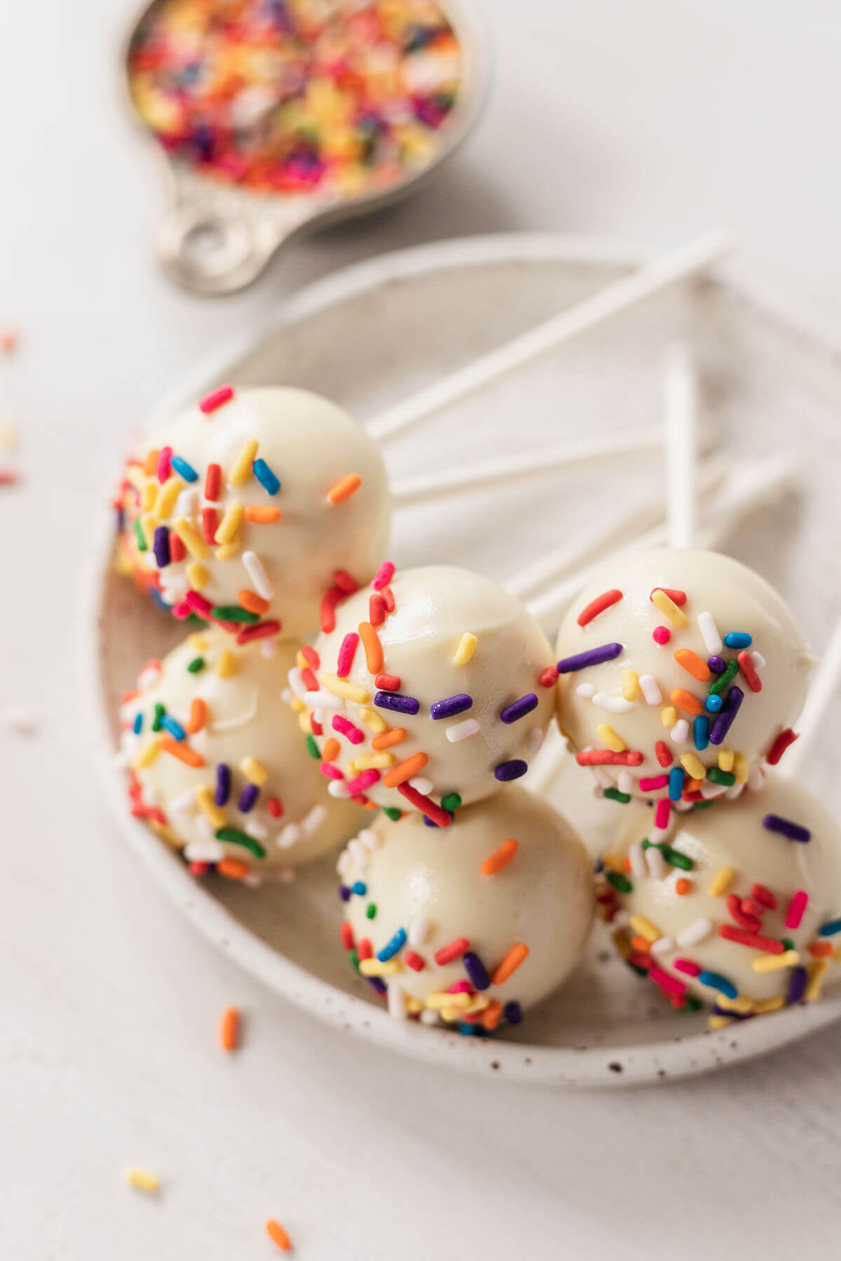 No-Bake Chocolate Cookie Pops - Just a Taste