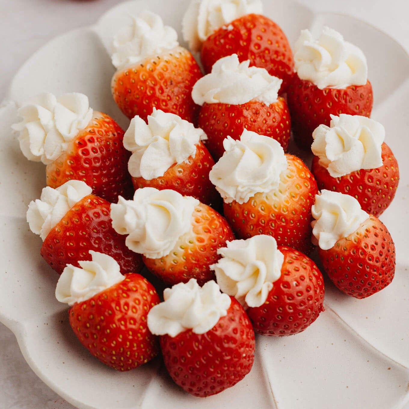 Cheesecake Stuffed Strawberries-image